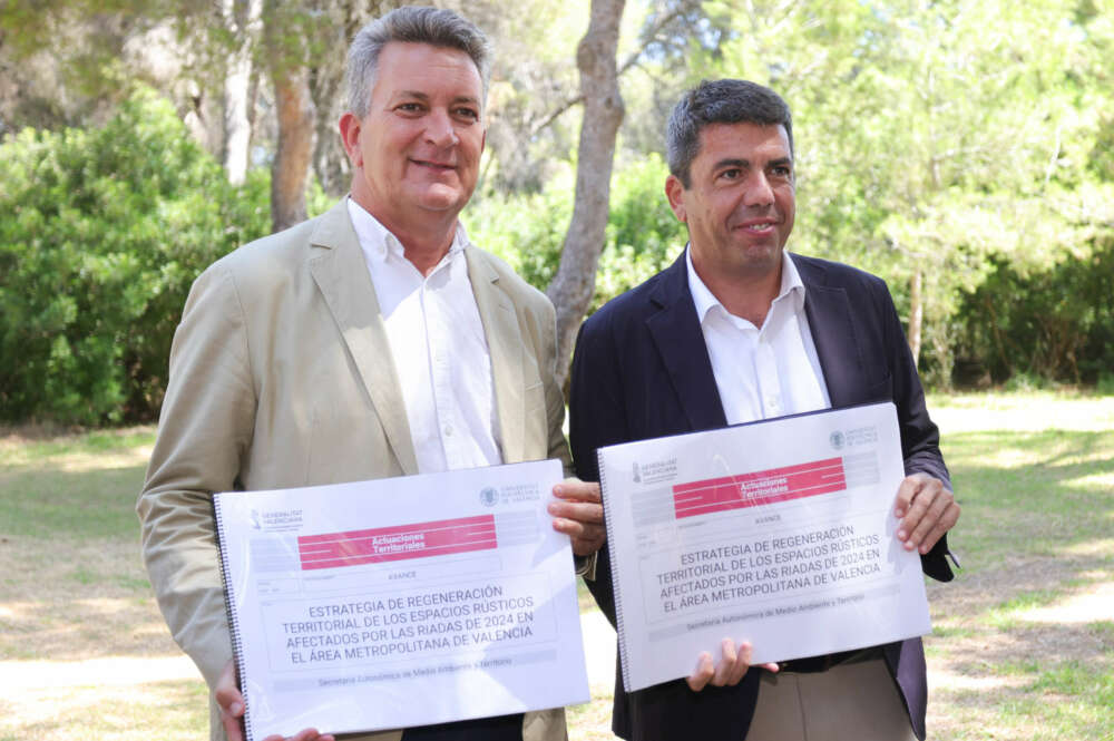Vicente Martínez Mus junto a Carlos Mazón