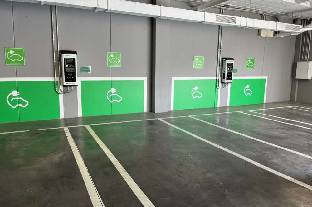 Punto de recarga del coche eléctrico en Mercadona