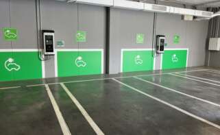 Punto de recarga del coche eléctrico en Mercadona
