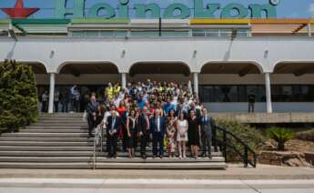 El ministro de Industria y Turismo, Jordi Hereu, visita la planta valenciana de Heineken.