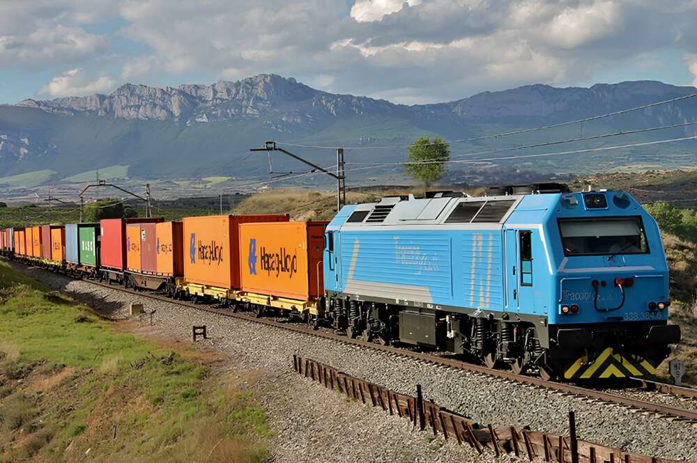 Servicio ferroviario de Tracción Rail, del Grupo Azvi.