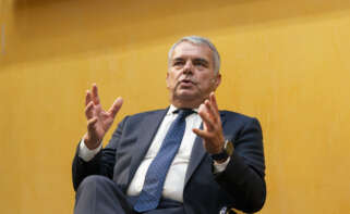 Fernando Canós, Fernando Canós, director general adjunto de Banco Sabadell y director de la territorial Este de la entidad, interviene en la jornada de Economía Digital en Alicante.