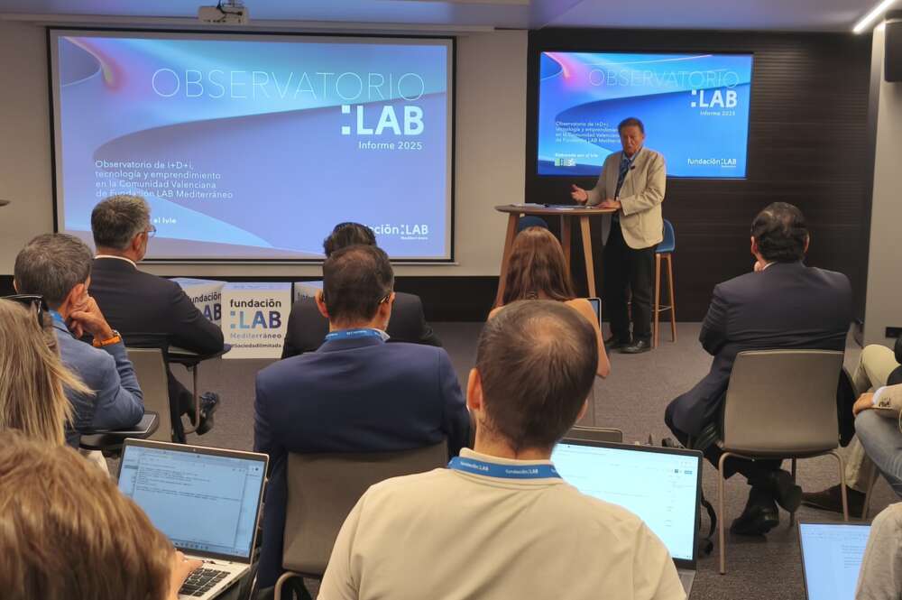 Javier Quesada presenta el Observatorio LAB de I+D+i, Tecnología y Emprendimiento 2025 de la Fundación LAB y el Ivie