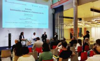 Mesa del foro ValencIA con Sesame, Grupo Segura y la VIU