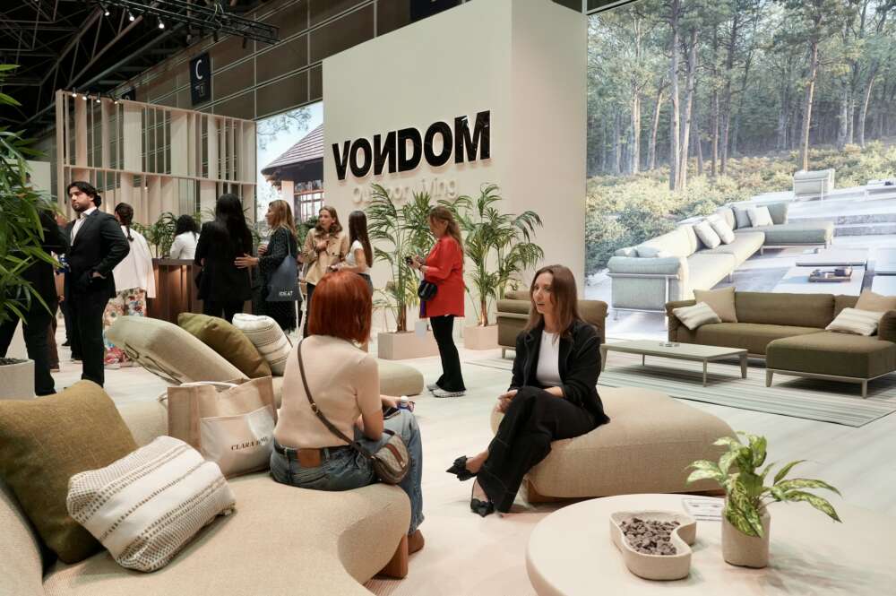 Exposición de Vondom en la Feria Hábitat 2025