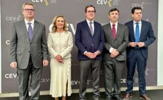 Luis Martí, Eva Blasco, Antonio Garamendi, Vicente Lafuente y César Quintanilla