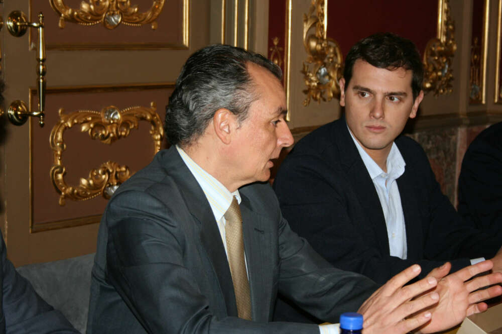 Reunión de Salvador Navarro y Albert Rivera en la CEV en una imagen de archivo.