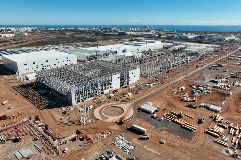 Vista de las obras de la gigafactoría de PowerCo en Sagunto