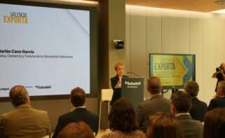La Consellera de Innovación, Industria, Comercio y Turismo, Marián Cano, participa en la presentación del informe 'Valencia Exporta' en el Hub Empresa de Banco Sabadell.
