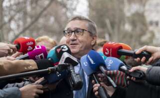 El conseller de Hacienda de la Comunidad Valenciana, José Antonio Rovira, atiende a los medios de comunicación a su llegada al Consejo de Política Fiscal y Financiera (CPFF). Alberto Ortega / Europa Press