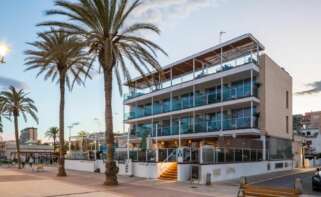 Meraki Beach Hotel