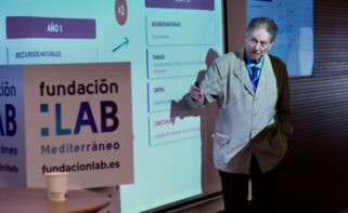 Javier Quesada, en la presentación del informe para Fundación LAB