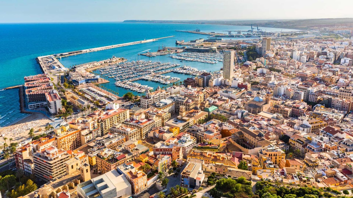 La ciudad de Alicante, en la Comunidad Valenciana