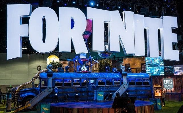 1024px Fortnite at E3 2018 (41868702965)