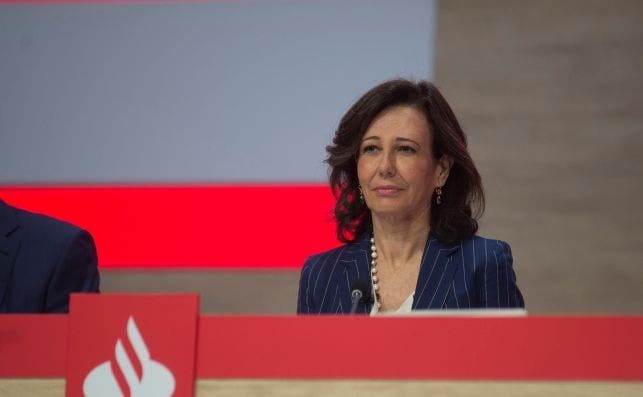 La presidenta del Banco Santander, Ana Patricia Botín, durante la junta general de accionistas del Banco Santander/EFE