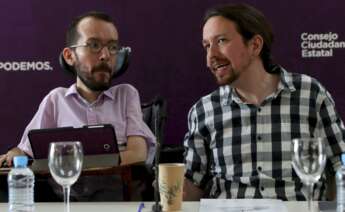 Pablo Echenique y Pablo Iglesias. /EFE