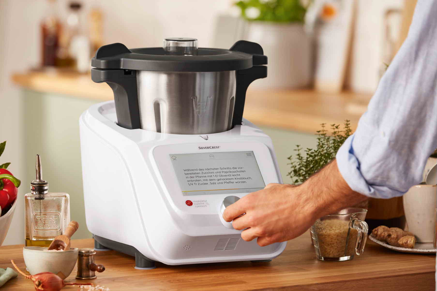Lidl Prepara El Robot De Cocina Monsieur Cuisine Como Traca De Su Aniversario Mestival