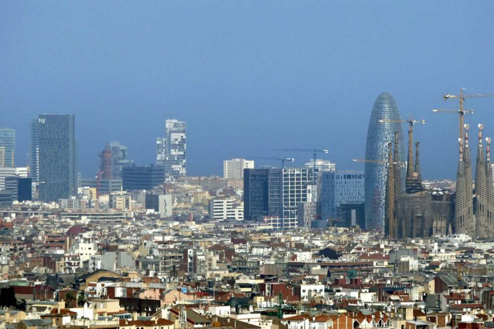 Panorámica ciudad con empresasa EFE/Marta Pérez/Archivo