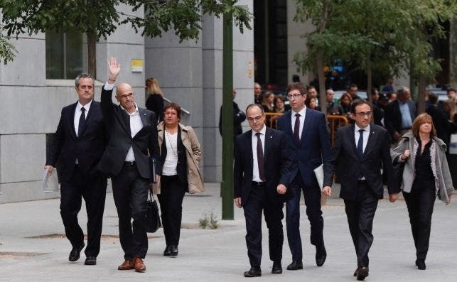 Los ex consejeros de la Generalitat de Cataluña a su llegada a la Audiencia Nacional. | EFE