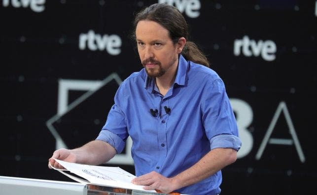  El líder de Unidas Podemos, Pablo Iglesias, antes del comienzo del primer debate a cuatro 