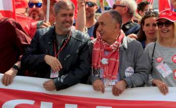 Los dirigentes de CCOO y UGT, Unai Sordo y Pepe Álvarez, en la manifestación del Primero de Mayo. Foto: EFE/FA