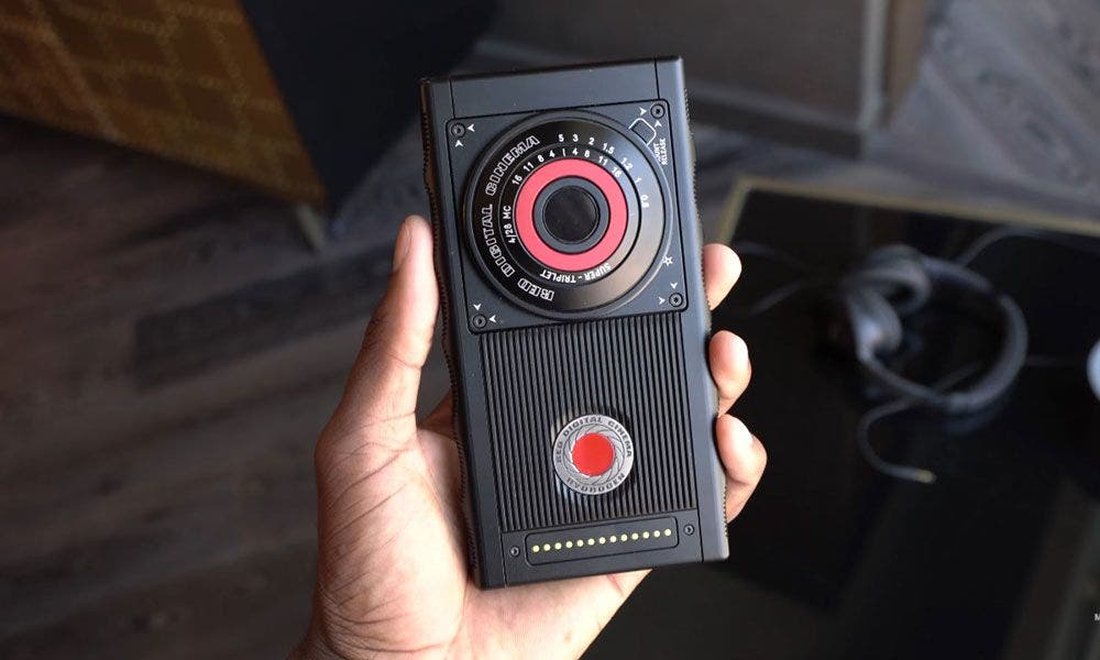 Red presenta el primer móvil con cámara profesional cine - Economía Digital