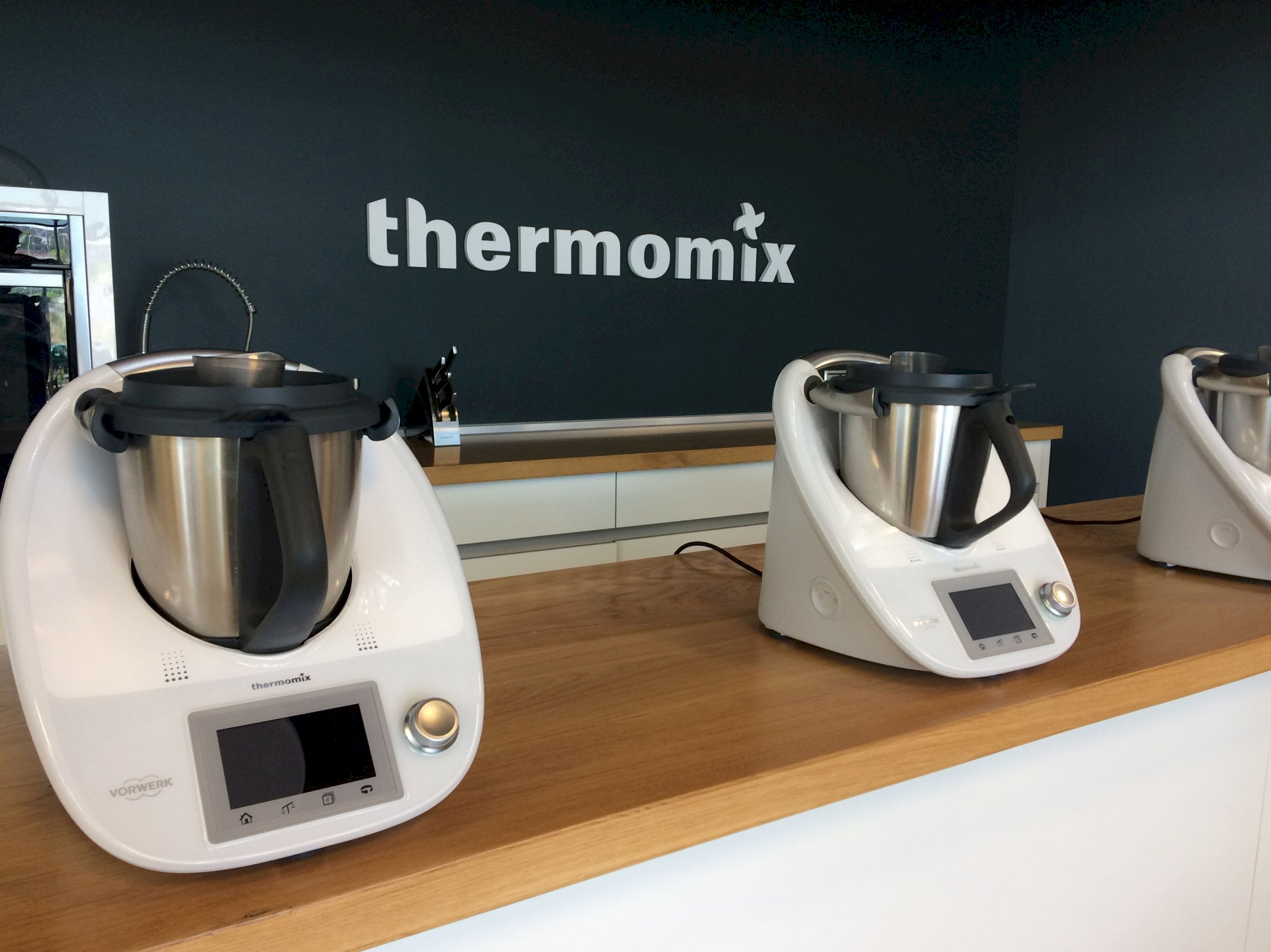 Nueva Thermomix TM5: pantalla táctil y recetas digitales