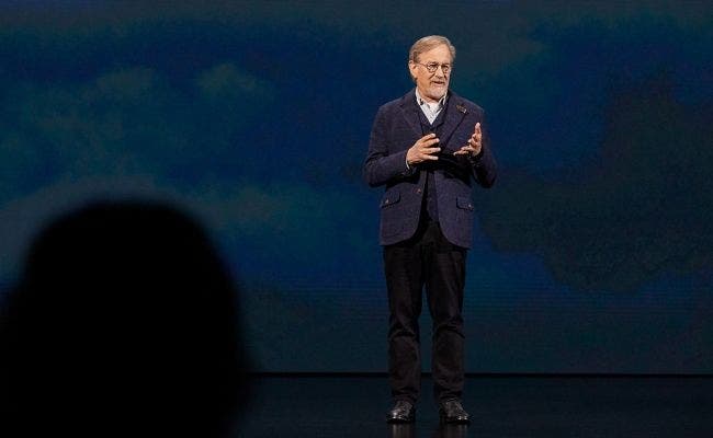 Steven Spielberg durante el anuncio de Apple TV Plus. Fotografía: Apple