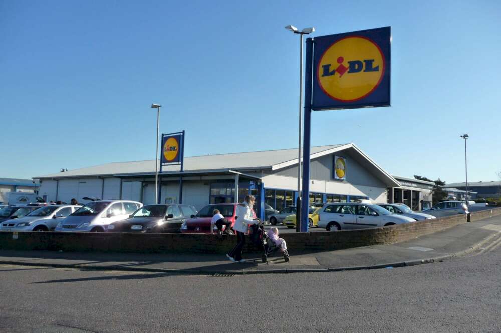 Exterior de una tienda de Lidl