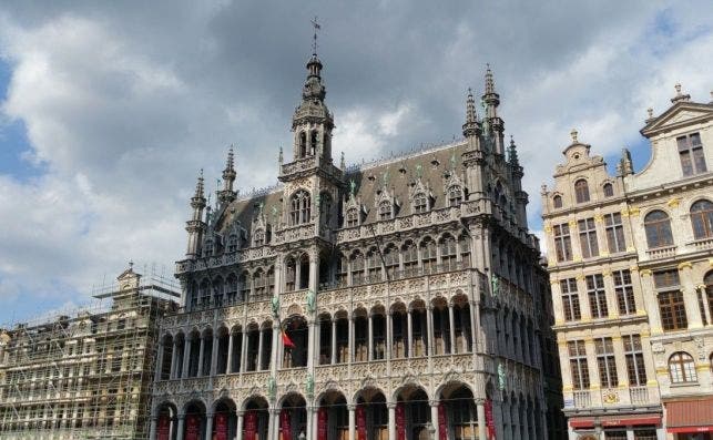 brussels city centre grand place architecture facade belgium 1292690