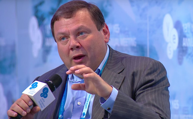 Mikhail Fridman lanzará la opa previsiblemente a finales de enero de 2019. Fuente: Youtube