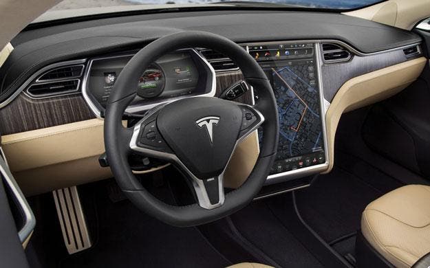 http://www.economiadigital.es/uploads/s1/36/81/68/chi-tesla-confirms-affordable-model-3-for-2017-68168.jpg?t=1459612000