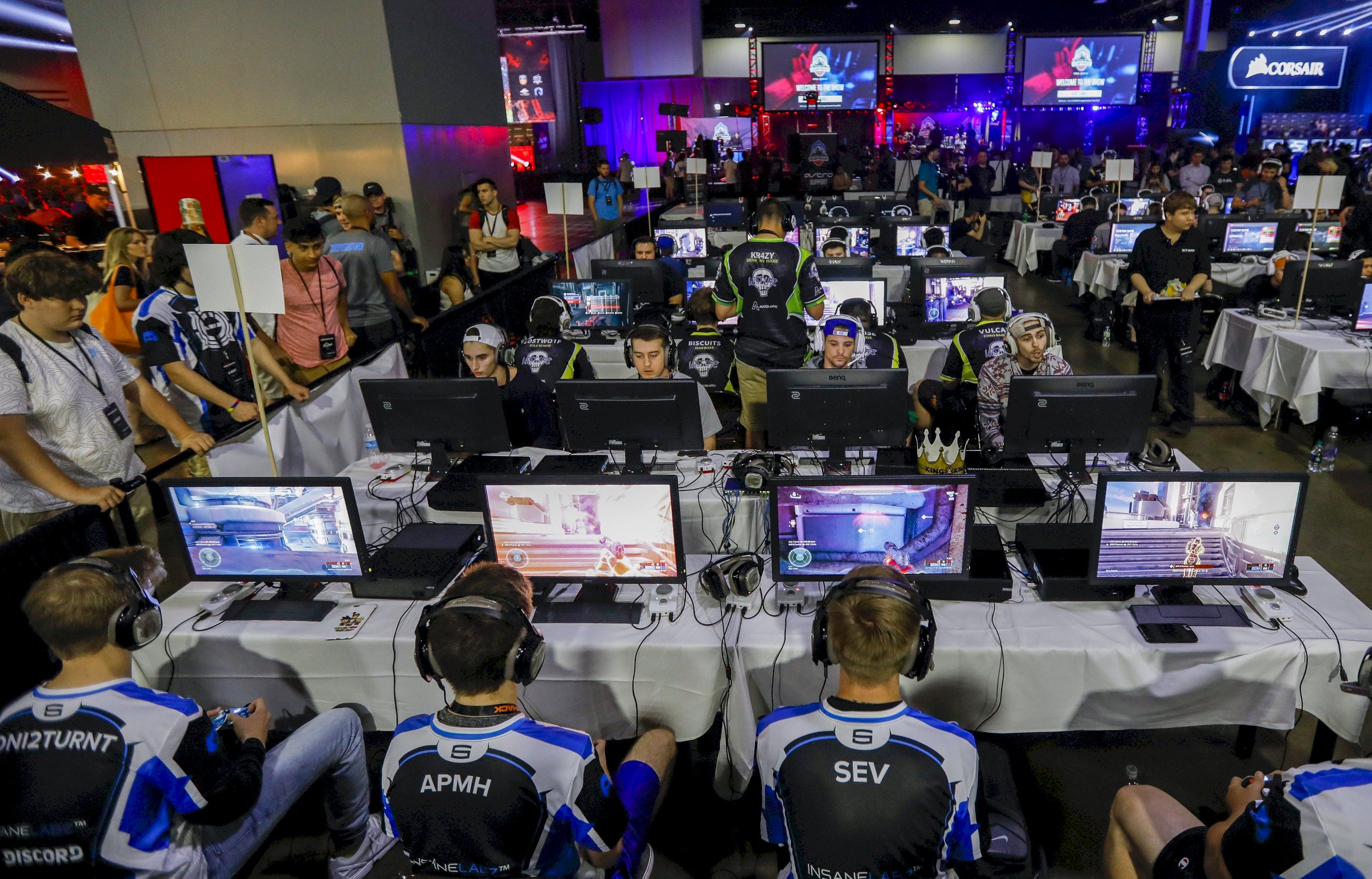 Banco Santander patrocina League of Legends