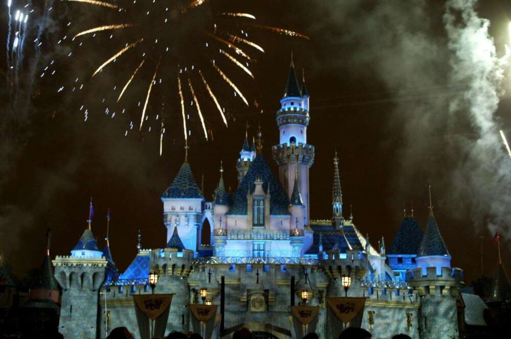 El castillo, una de las principales atracciones del parque Disney en Estados Unidos. Efe