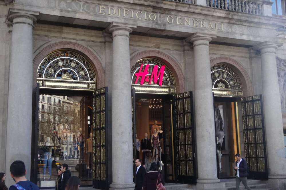 Fachada de tienda de H&M