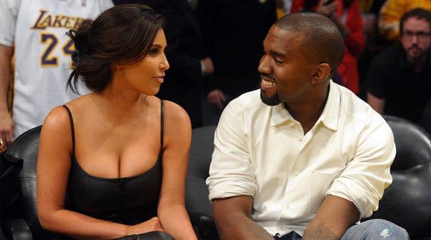 Kim Kardashian y Kanye West, en un partido de los Lakers