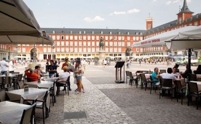 Los hoteles de Madrid advierten que la tasa turística perjudicaría al turismo.