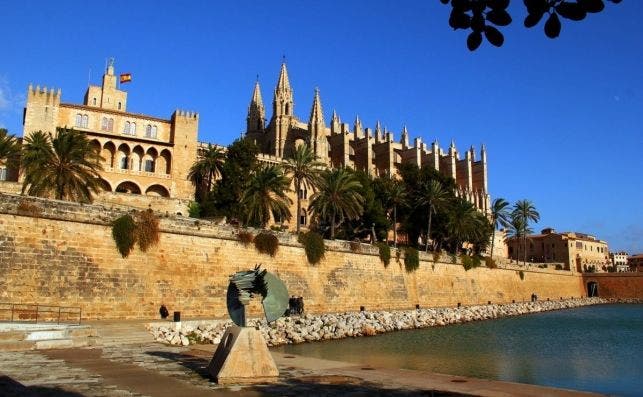 mallorca cathedral island of majorca spain 1369615