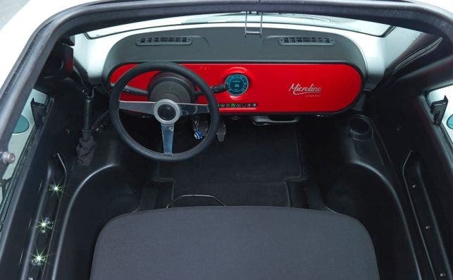 microlino car red interior 002