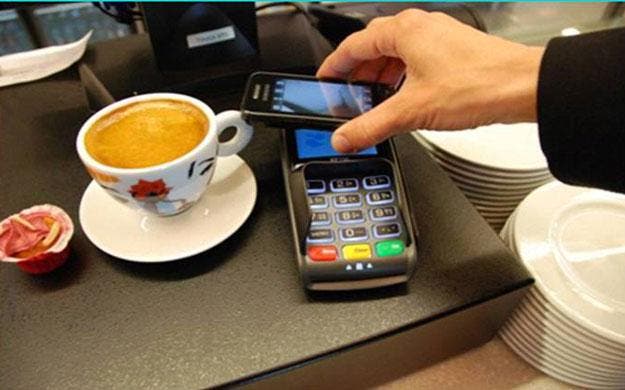 http://www.economiadigital.es/uploads/s1/35/94/97/mobile_payment_01-59497.jpg?t=1452965016
