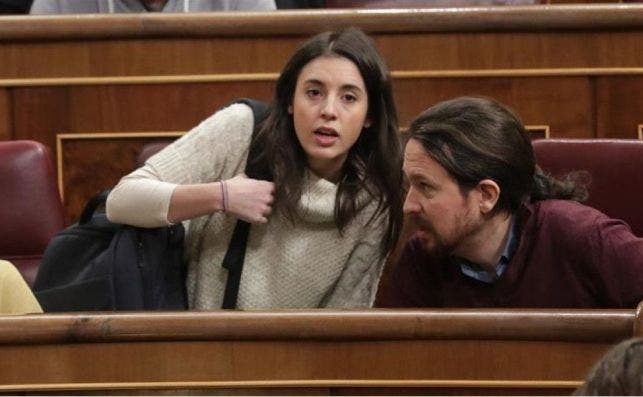 Irene Montero y Pablo Iglesias se quedan en Podemos. EFE