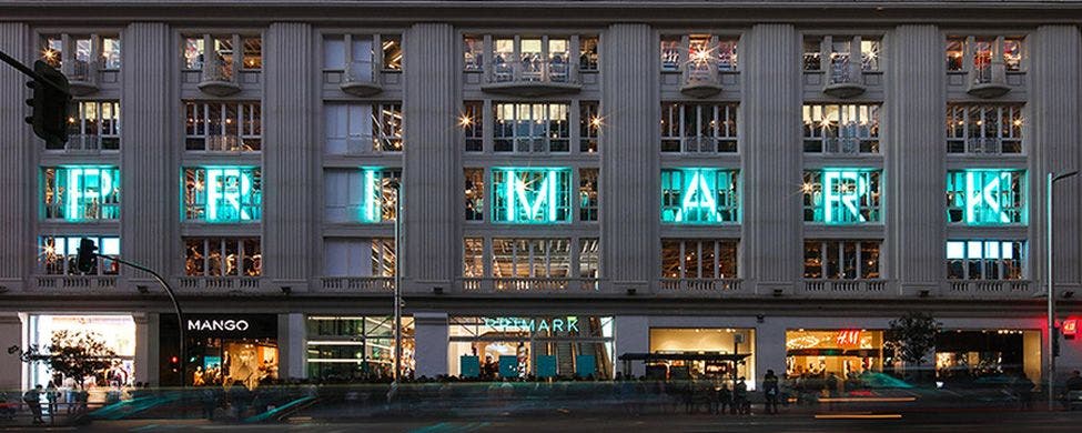Motivación usted está Dempsey Primark gasta 25 millones en su tienda de Madrid para vender ropa a precio  de saldo - Economía Digital