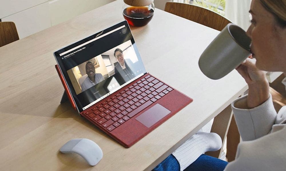 Durante Prime Day 2020 el ultraportátil convertible (ordenador y tablet) Surface Pro 7 es hasta un 27% más barato. Fotografía: Microsoft.