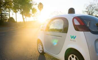 Taxi autónomo waymo