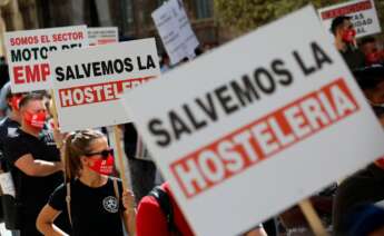 La Hostelería de España se manifiesta contra las restricciones sanitarias del Gobierno./ EFE