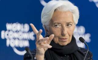 Ómicron, la inflación y la crisis de suministro ponen en riesgo nuevos estímulos del BCE. En la imagen, Christine Lagarde, presidenta del Banco Central Europeo.