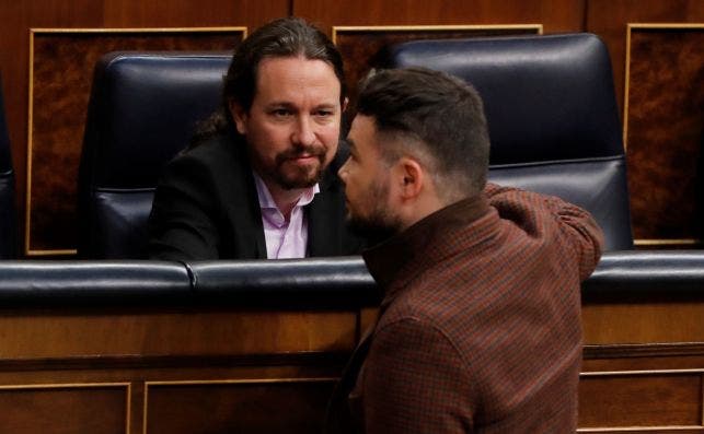 Pablo Iglesias y Gabriel Rufián en una imagen en el Congreso