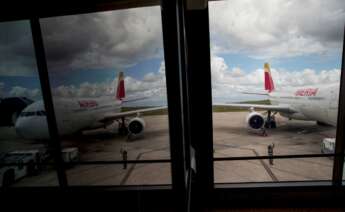 Aviones de Iberia en un aeropuerto