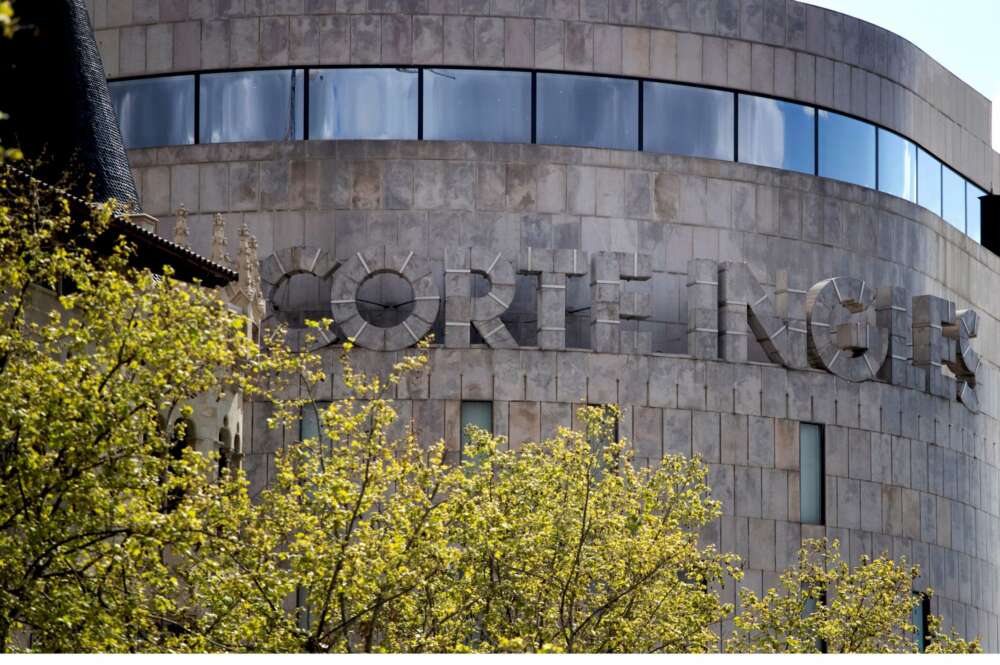 Una imagen de El Corte Inglés de plaza Cataluña, en Barcelona. EFE/ Marta Pérez