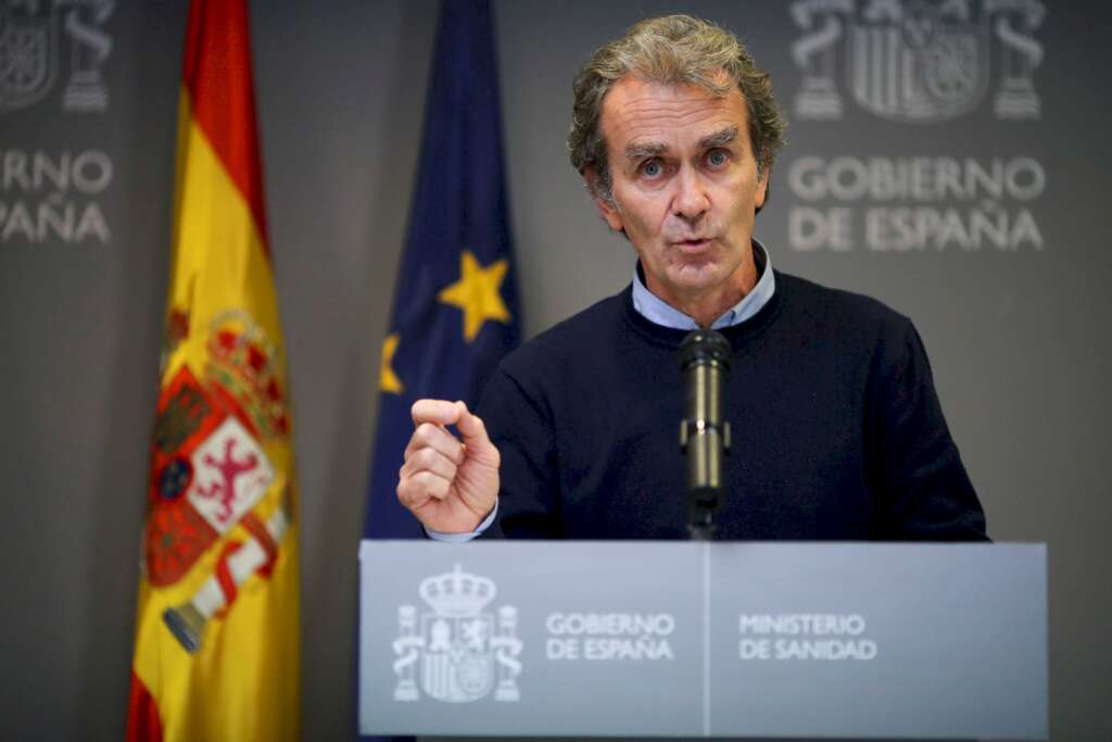 El director del Centro de Coordinación de Alertas y Emergencias Sanitarias, Fernando Simón, en una rueda de prensa el 3 de diciembre de 2020 en la sede del Ministerio de Sanidad, en Madrid | EFE/DF/Archivo